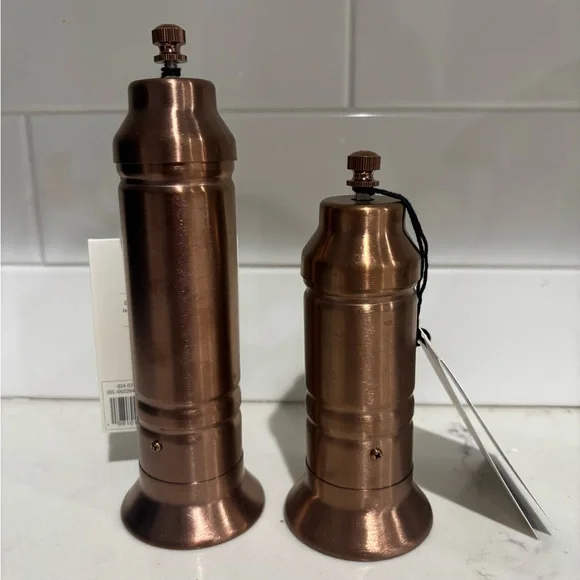 NEW- Copper Pepper and Salt Mill Set by Hearth & Hand - Picture 5 of 5